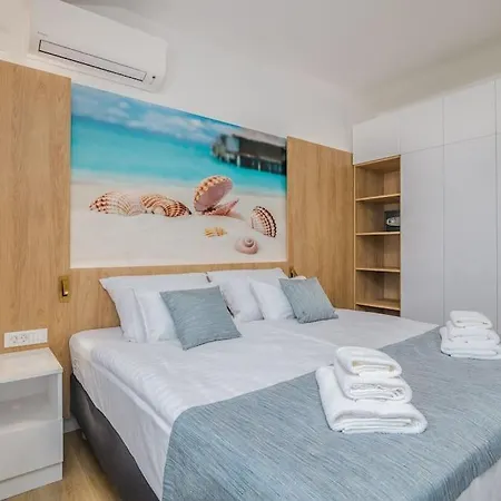 Modern Marko With Sea View *